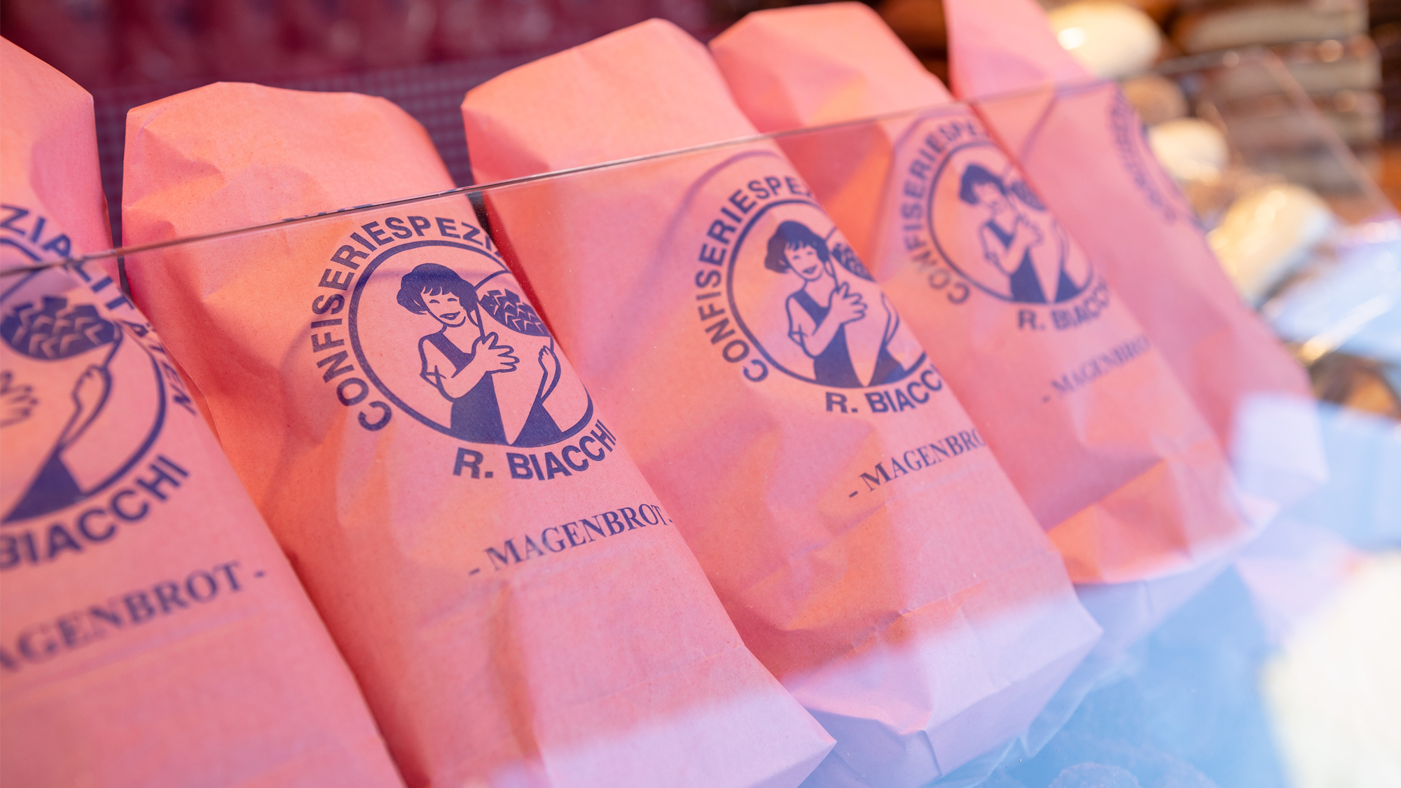 An den rosaroten Güggli ist das Maagebrot sofort erkennbar.